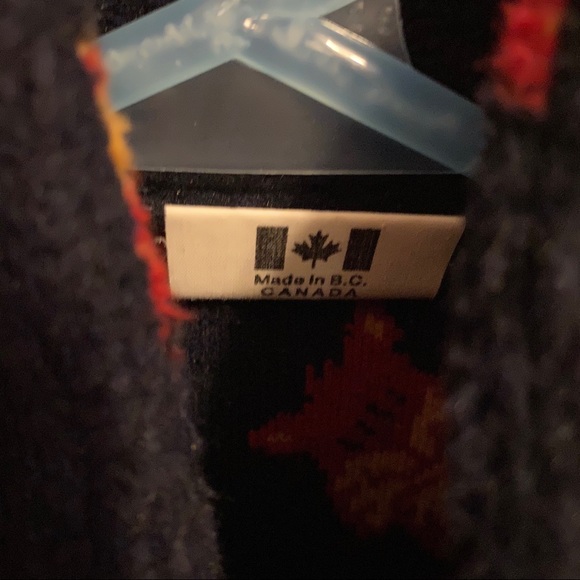 Cat Fleece Vest - Picture 4 of 4